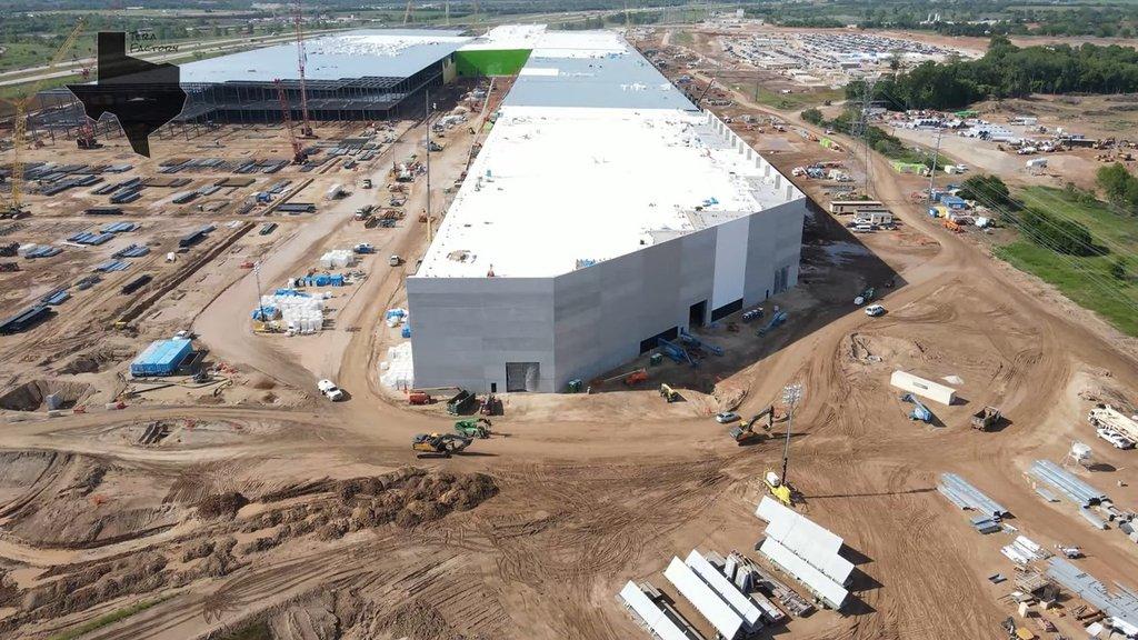 Tesla Model 2 Tesla Giga Texas on Track to Launch Production & Deliveries this Year 11_60946734-33ee-4edf-a9c0-eff4d30975f8_1024x1024