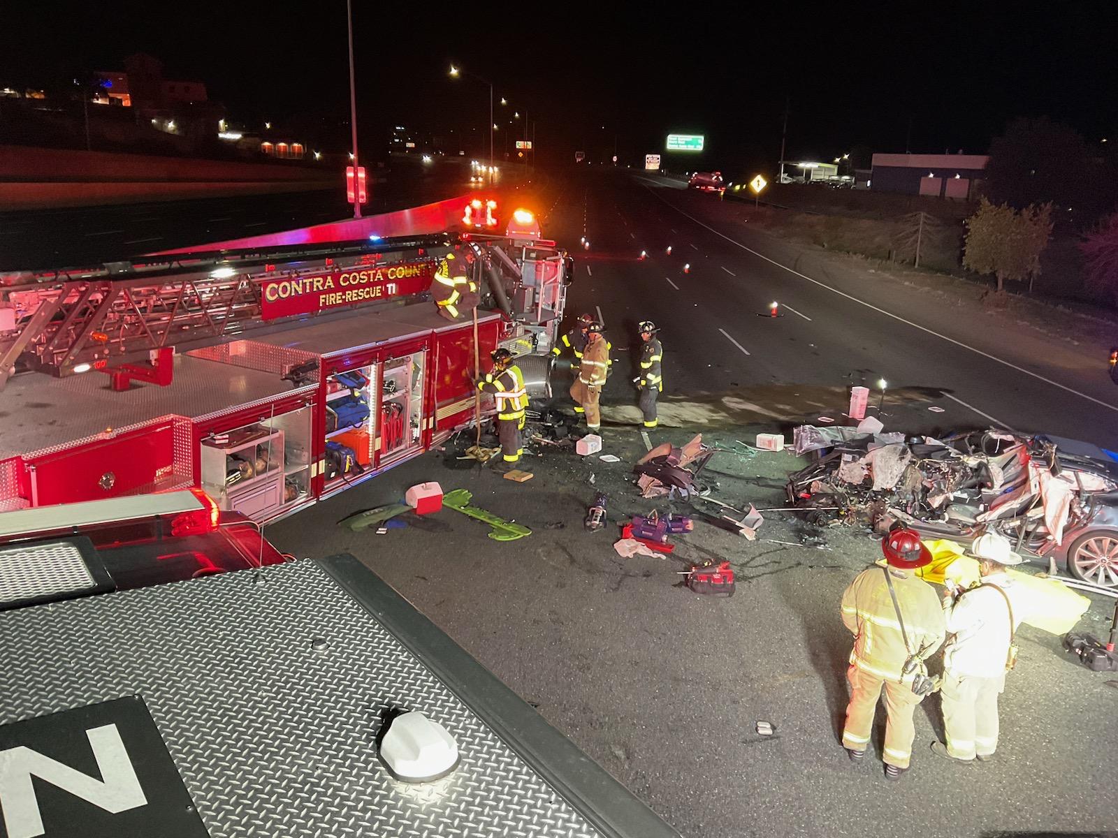 Tesla Model 2 Why Do Teslas Keep Smashing Emergency Vehicles? (Warning: Graphic images in article) FpRBSriXsAYF2pE?format=jpg&name=large