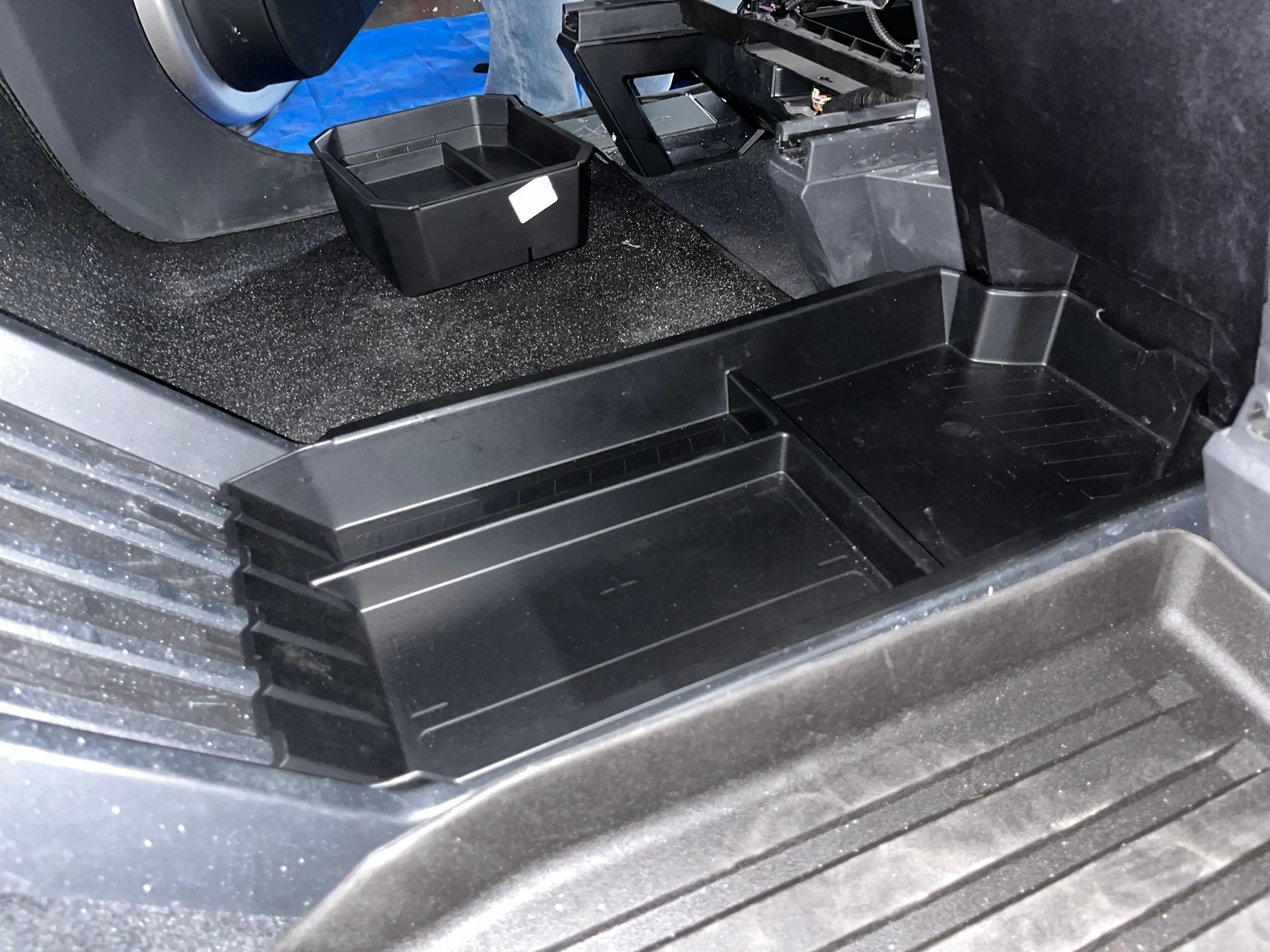 Tesla Model 2 ELECFRESH | Product Testing | Cybertruck Center Floor Storage Solution IMG_1619