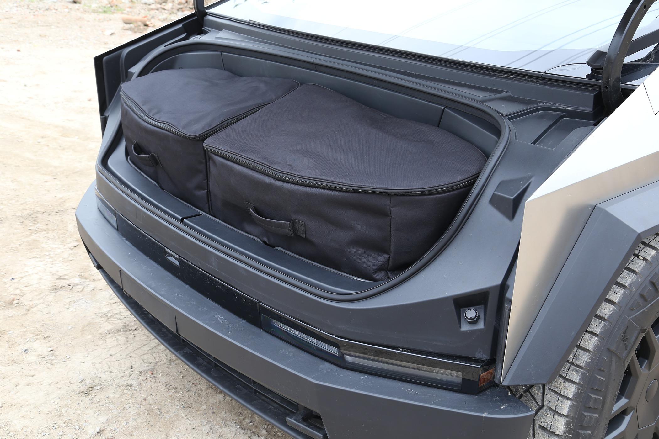 Tesla Model 2 ELECFRESH | Product Testing | The Cybertruck Trunk & Under Rear Trunk Thermal Insulation Bag Solutions IMG_5011.JPG