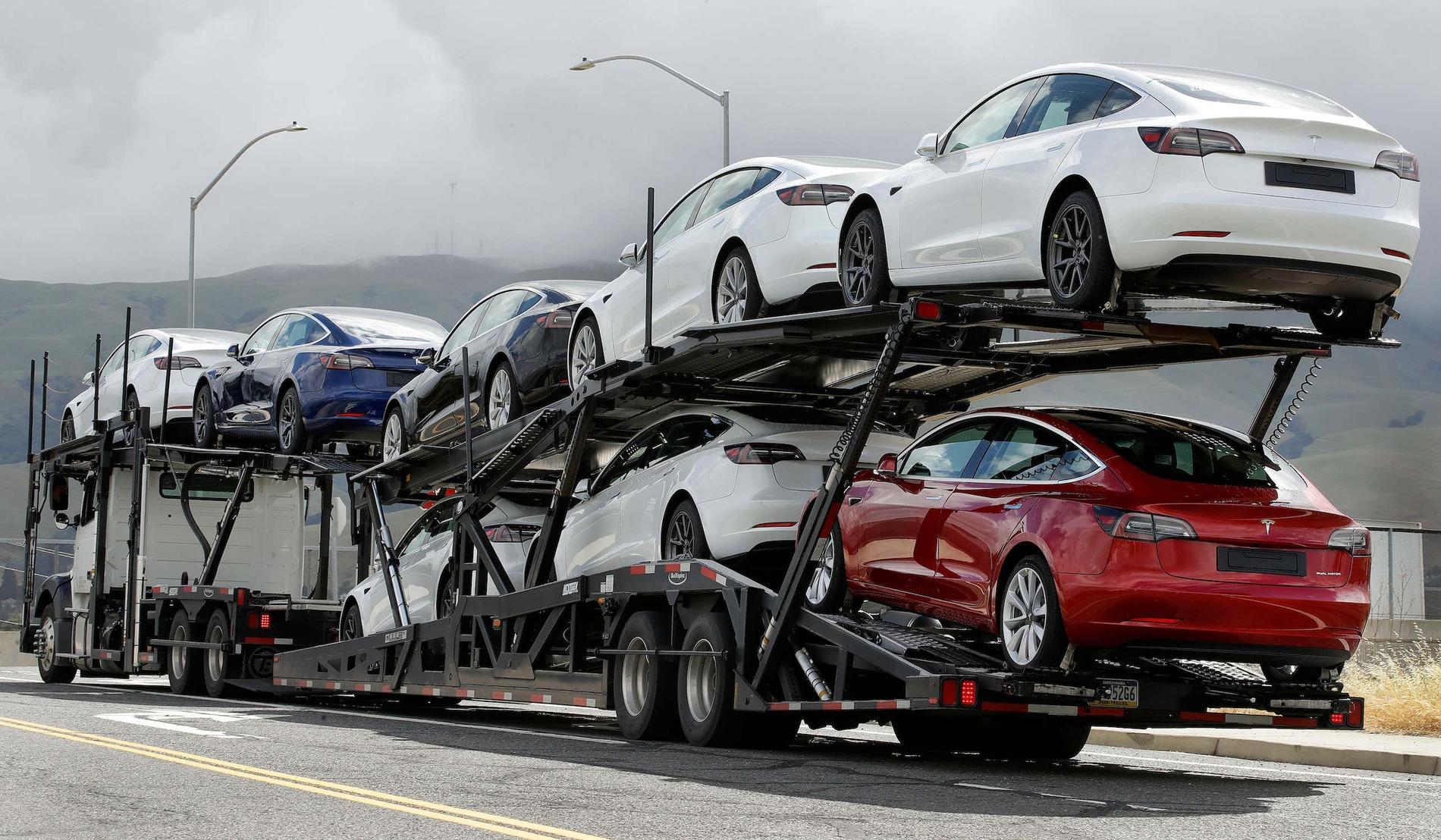 Tesla Model 2 Tesla Driver Ticketed After Parking 'Foreign Car in Domestic Lot' at GM Factory message-editor%2F1624454852283-ap_20133692802667