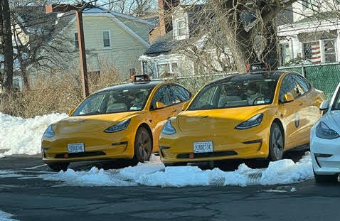 Tesla Model 2 Tesla Model 3 New York yellow cab fleet is growing tesla-model-3-new-york-taxi