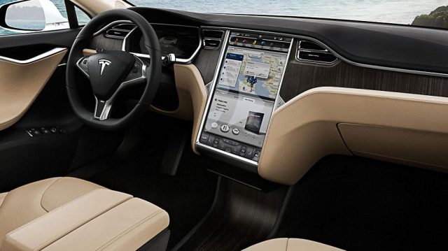 Tesla Model 2 Tesla Will Recall 134,000+ Vehicles Affected by Inevitable eMMC Failure TeslaCockpit-640x359